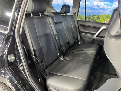 TOYOTA LAND CRUISER PRADO - 9