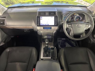 TOYOTA LAND CRUISER PRADO - 2