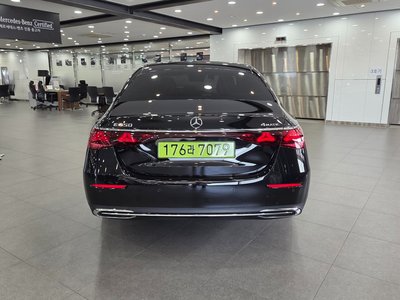 MERCEDES-BENZ E-CLASS - 7