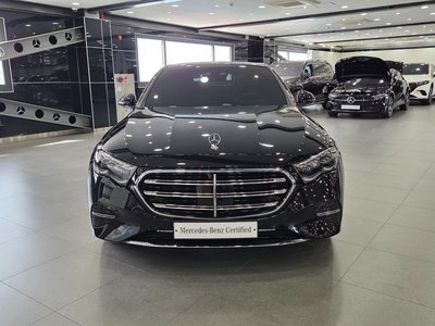 MERCEDES-BENZ E-CLASS - 4