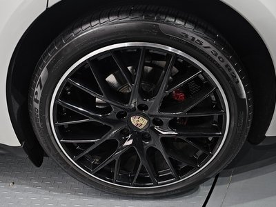 PORSCHE PANAMERA - 6