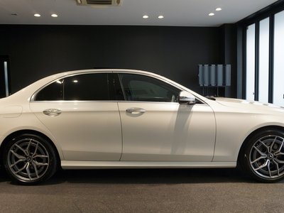 MERCEDES-BENZ E-CLASS - 10