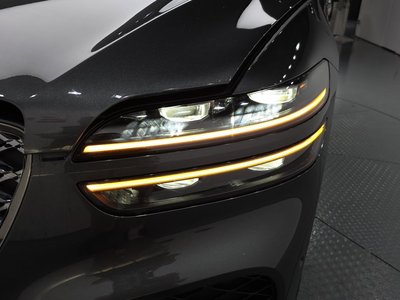 2023 Genesis GV70 photo 9