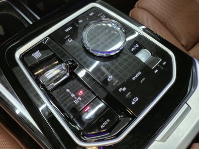 BMW 7 SERIES - 9