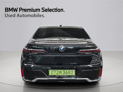 BMW 7 SERIES - 2