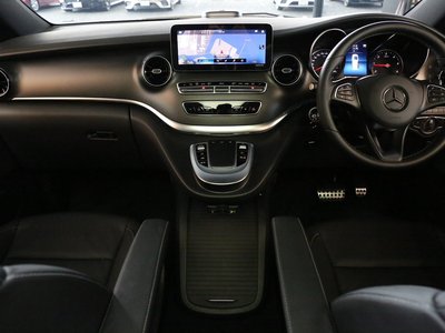 MERCEDES-BENZ V-CLASS - 10