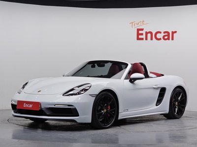 PORSCHE 718 BOXSTER