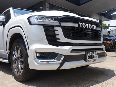 صورة مصغرة 30 لـ 2025 Toyota LAND CRUISER 300