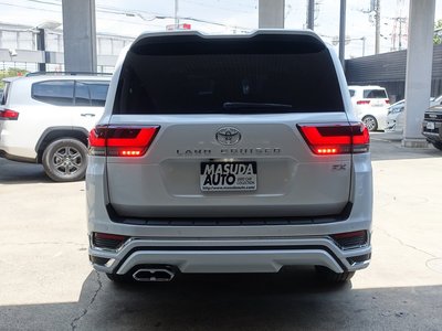 صورة مصغرة 21 لـ 2025 Toyota LAND CRUISER 300