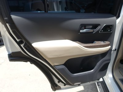 صورة مصغرة 52 لـ 2025 Toyota LAND CRUISER 300