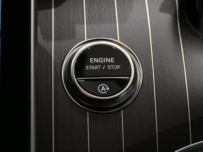 2025 MERCEDES-BENZ C-CLASS 缩略图 25