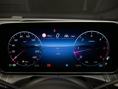 2025 MERCEDES-BENZ C-CLASS 缩略图 16