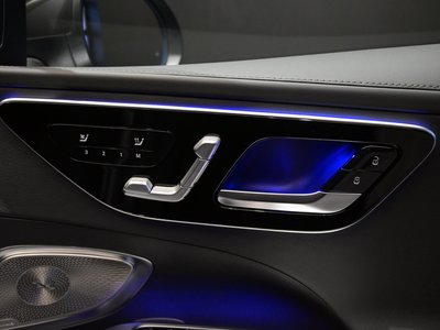 2025 MERCEDES-BENZ C-CLASS 缩略图 27