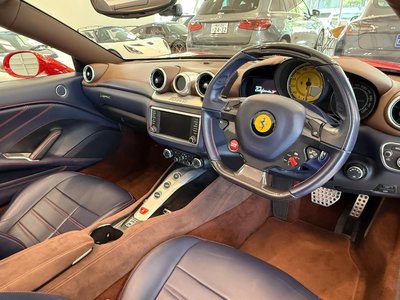 FERRARI CALIFORNIA - 3