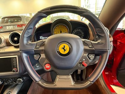 FERRARI CALIFORNIA - 4