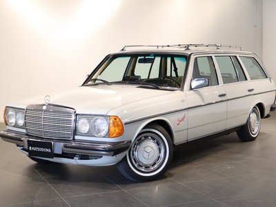 MERCEDES-BENZ MEDIUM-CLASS - 1