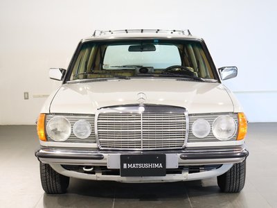 MERCEDES-BENZ MEDIUM-CLASS - 3
