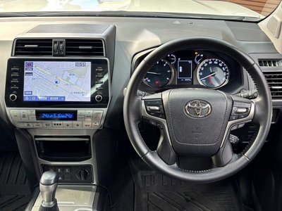 2022 Toyota LAND CRUISER PRADO — миниатюра 43