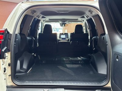 2022 Toyota LAND CRUISER PRADO — миниатюра 39