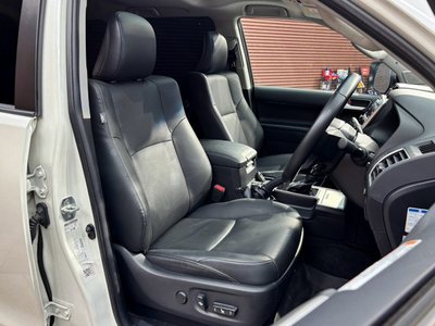 2022 Toyota LAND CRUISER PRADO — миниатюра 46