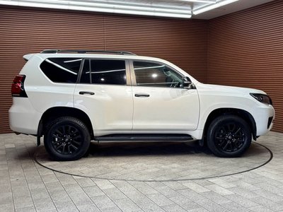 2022 Toyota LAND CRUISER PRADO — миниатюра 33