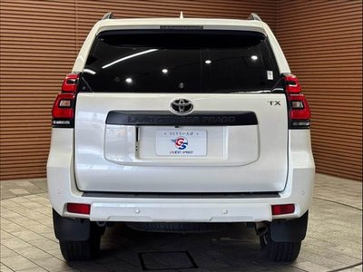 2022 Toyota LAND CRUISER PRADO — миниатюра 16