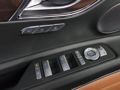 2024 Genesis GV80 thumbnail 29