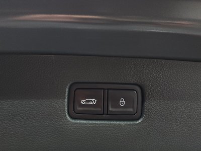 2024 Genesis GV80 thumbnail 25
