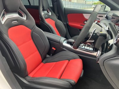 صورة 10 لـ 2021 Mercedes-BENZ CLA AMG