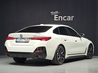 2025 BMW 4 SERIES photo 3