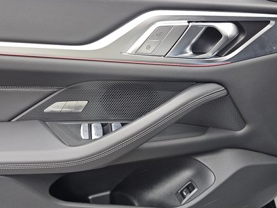 2025 BMW 4 SERIES thumbnail 32