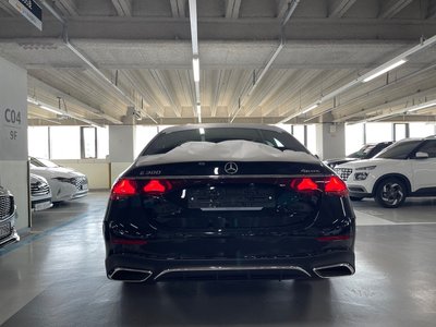 MERCEDES-BENZ E-CLASS - 3