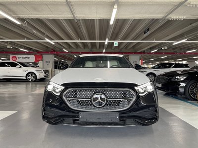 MERCEDES-BENZ E-CLASS - 2