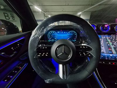MERCEDES-BENZ GLC - 10