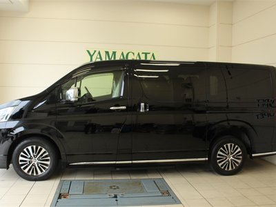 2020 Toyota GRAND ACE 照片 2