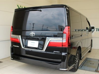 2020 Toyota GRAND ACE 照片 3