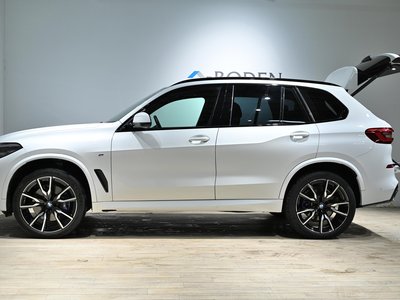 2019 BMW X5 — миниатюра 61
