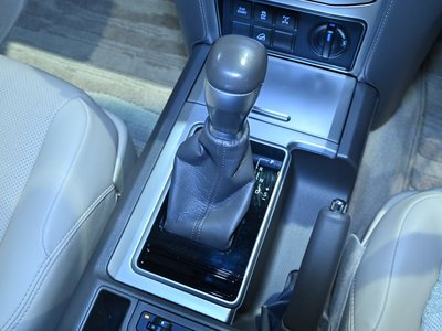 2023 Toyota LAND CRUISER PRADO — миниатюра 35