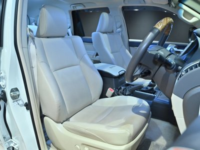 2023 Toyota LAND CRUISER PRADO — миниатюра 21