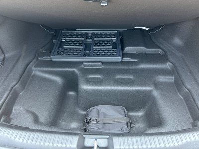 2025 Mercedes-BENZ C-CLASS — миниатюра 53