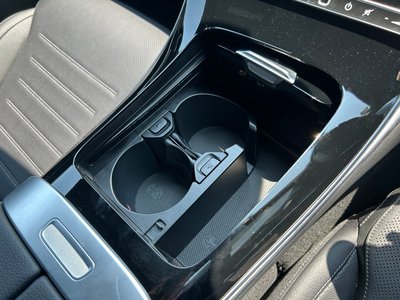 2025 Mercedes-BENZ C-CLASS — миниатюра 42