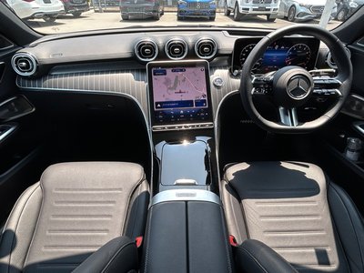 2025 Mercedes-BENZ C-CLASS — миниатюра 21