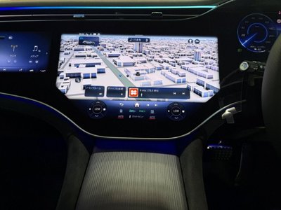 2026 Mercedes-BENZ EQE — миниатюра 24