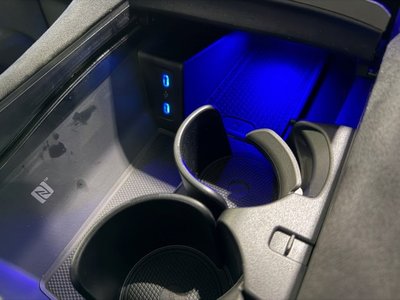 2026 Mercedes-BENZ EQE — миниатюра 43