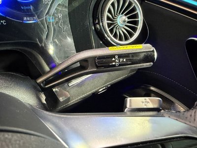 2026 Mercedes-BENZ EQE — миниатюра 47