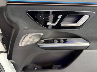 2026 Mercedes-BENZ EQE — миниатюра 18