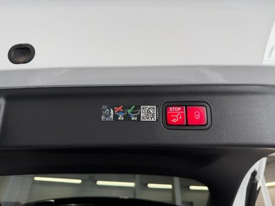 2026 Mercedes-BENZ EQE — миниатюра 70