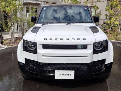 LAND ROVER DEFENDER - 7