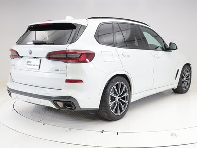 صورة 9 لـ 2023 BMW X5