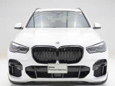 صورة 3 لـ 2023 BMW X5